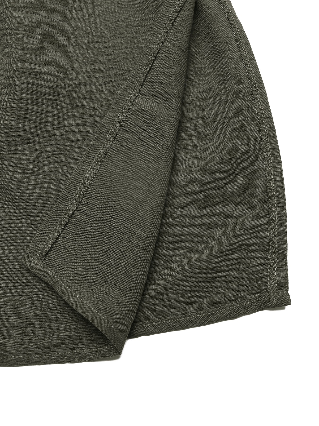 Robe longue à volants, col en V, ceinture et fente - Vert armée