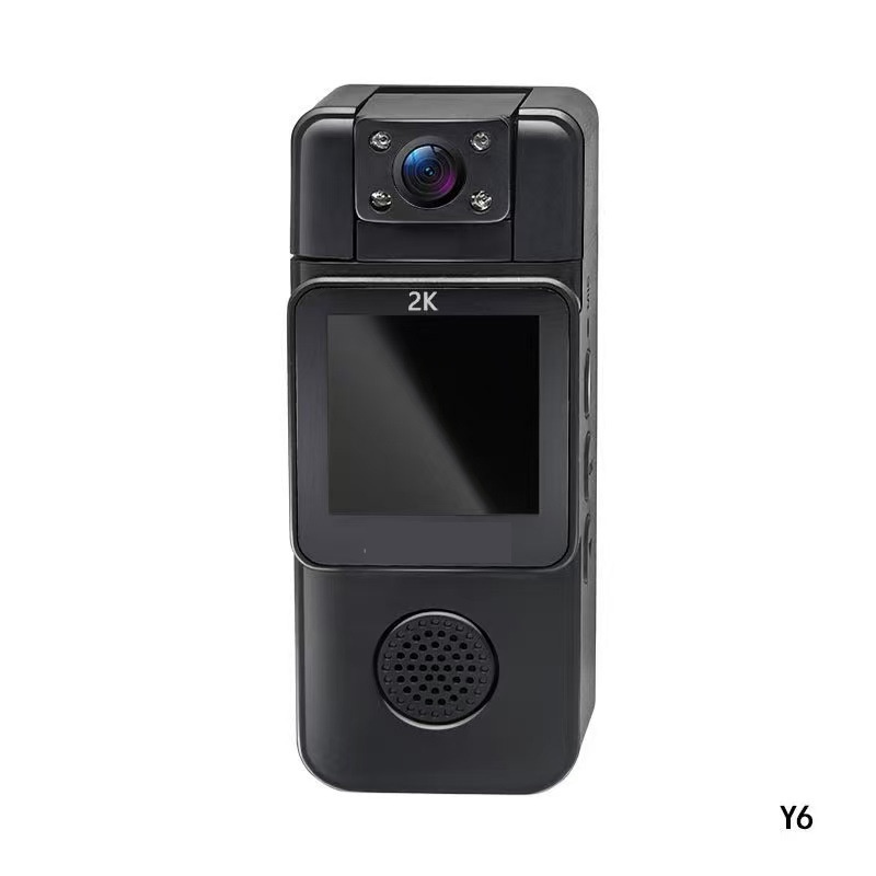 Minicámara de acción 4K de bolsillo con lente giratoria de 180° y detección de movimiento por Wi-Fi.