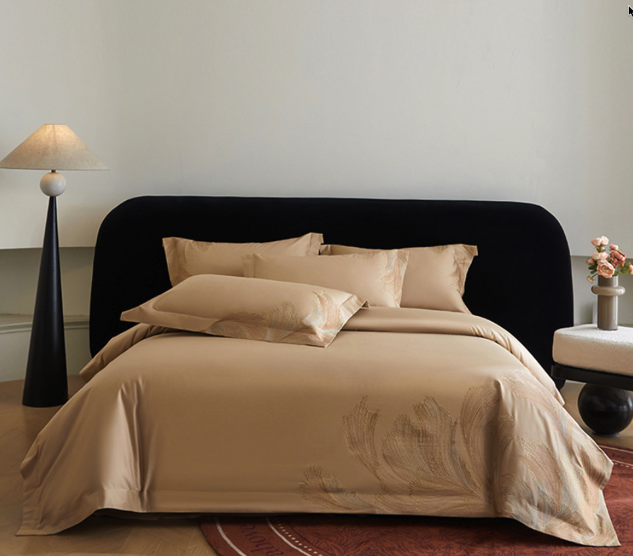 Luxury Embroidered Cotton 4-Piece Bedding Set - Elegant Floral Duvet Cover