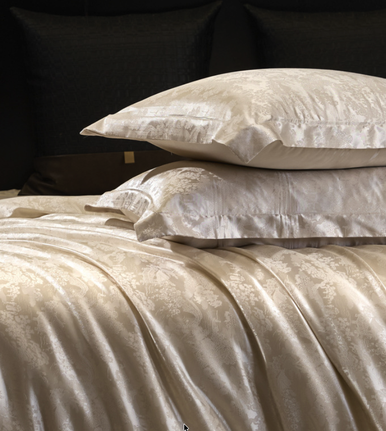 Luxury Jacquard Silk Bedding 4-Piece Set - Premium Home Collection