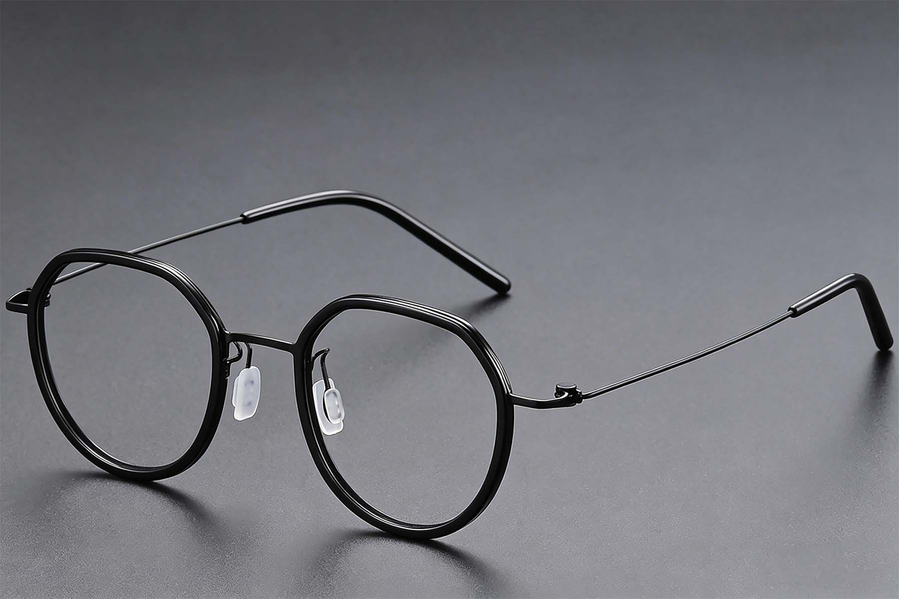 BS1913-0519_Black_Geometric_Titanium_Glasses_corner