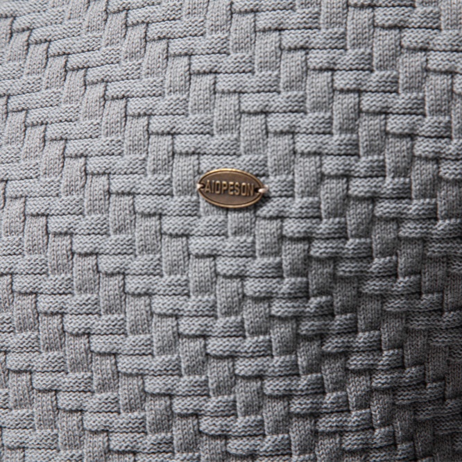 Men's Slim Fit V-Neck Knitted Cardigan for Casual Autumn and Winter Wear