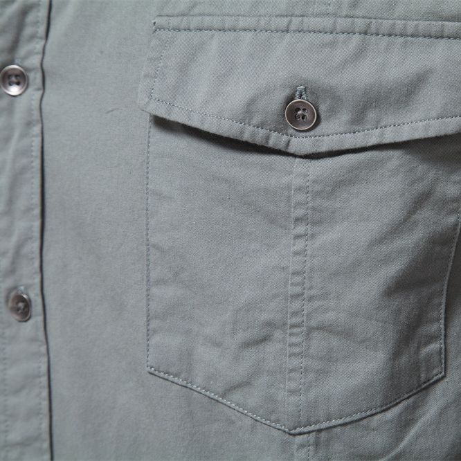 Solid Color Autumn Long-Sleeved Men's Shirt for Business and Casual Wear