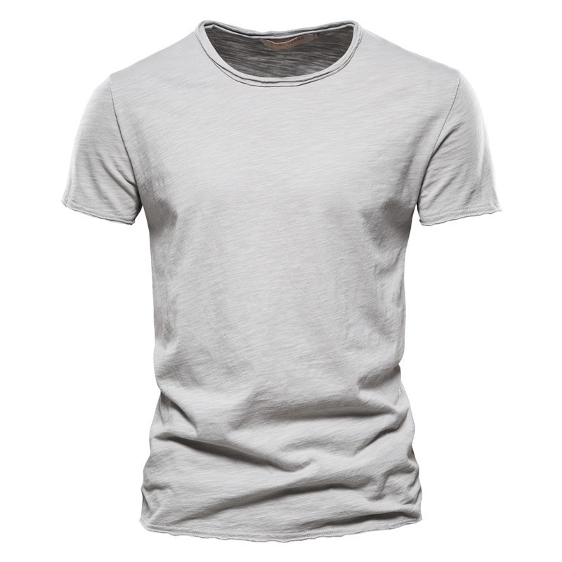 T-shirt d'été respirant et ajusté pour homme