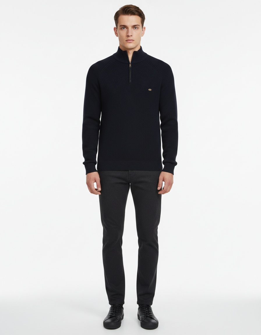 Suéter de punto sólido transpirable con cuello alto y media cremallera premium para hombre, para uso informal en otoño e invierno.