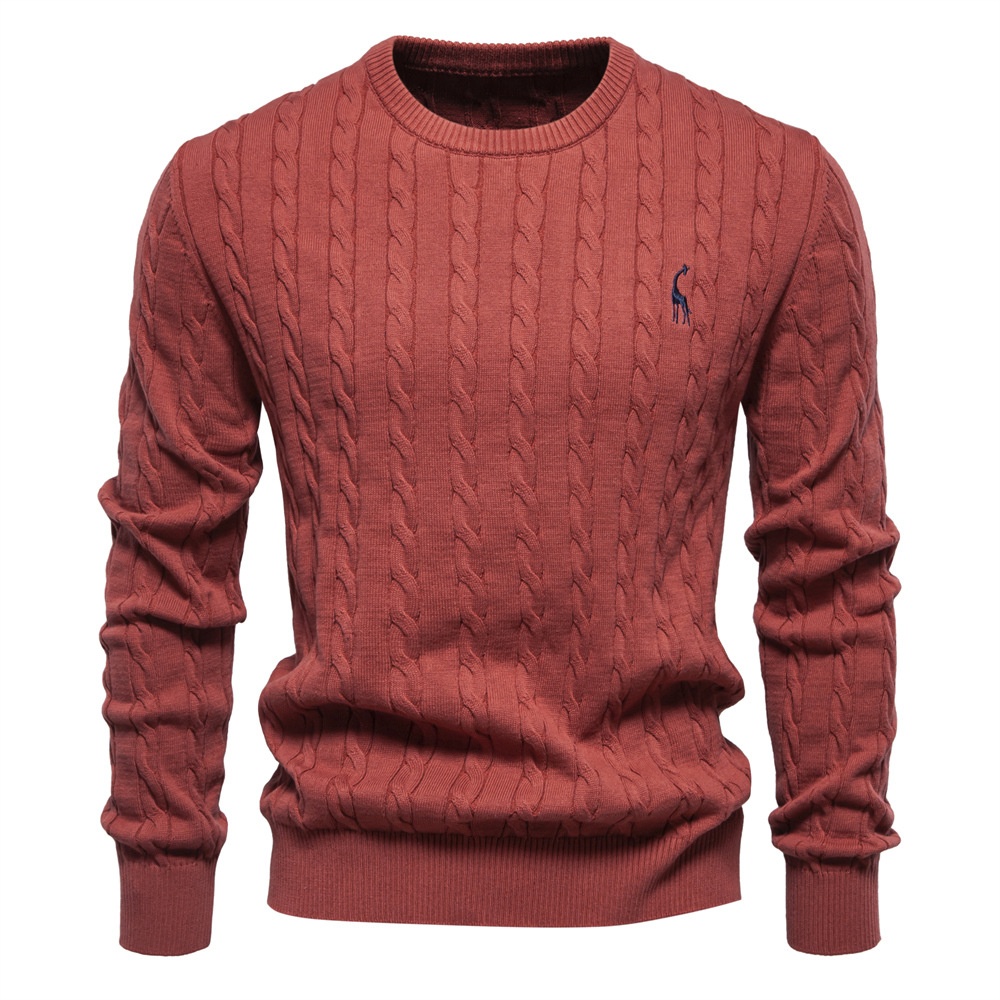 Pull en maille unie pour homme avec broderie cerf, idéal pour les tenues décontractées d'hiver.