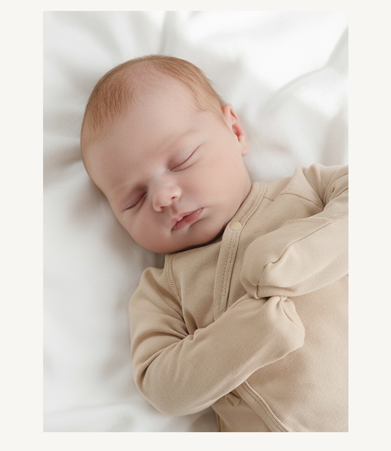 Baby-Einteiler mit Reißverschluss aus Bambusfaser