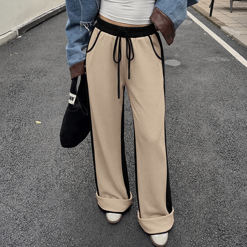 Women's Wide-Leg Contrast Side Stripe Sweatpants
