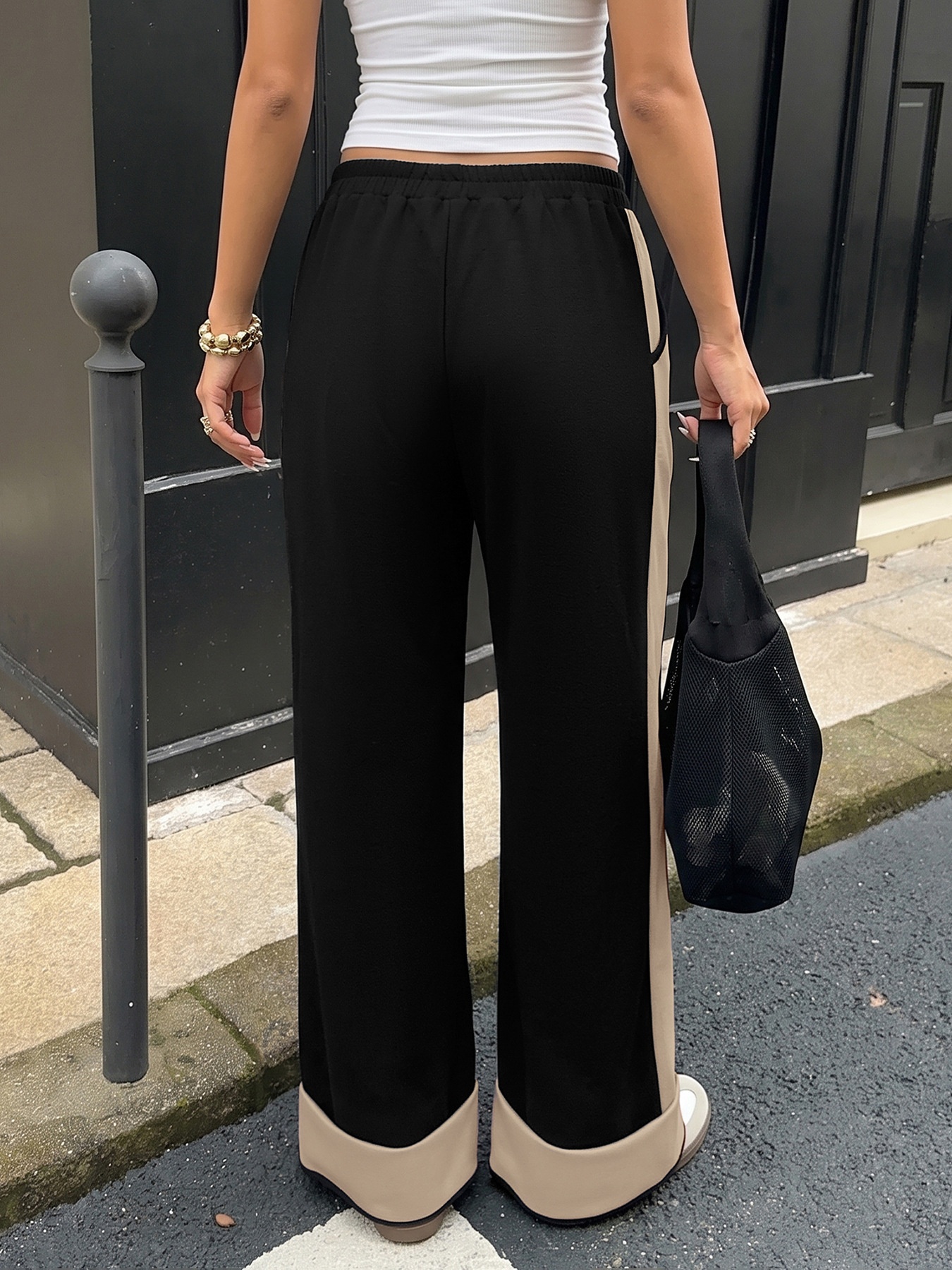 Women's Wide-Leg Contrast Side Stripe Sweatpants