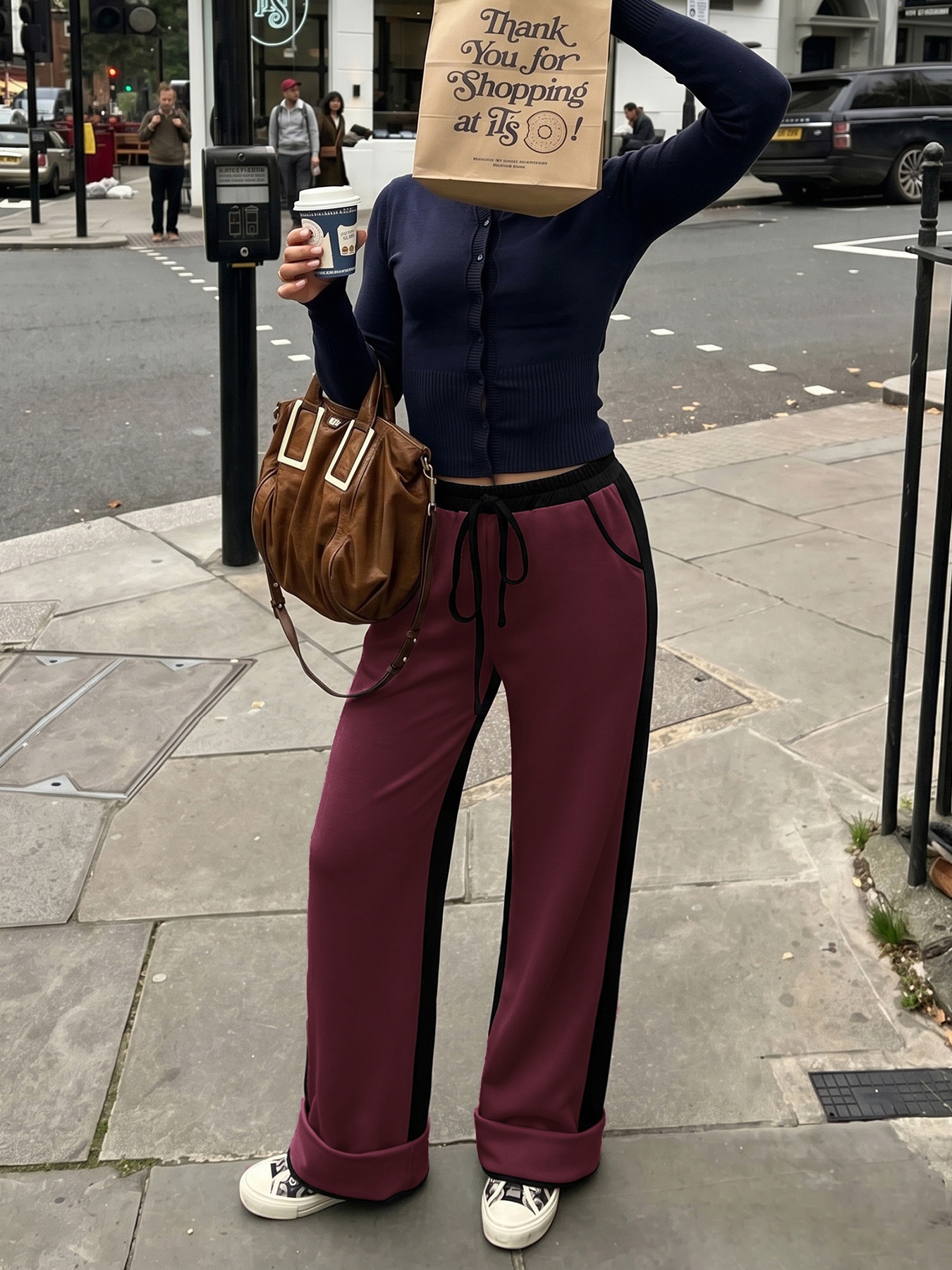 Women's Wide-Leg Contrast Side Stripe Sweatpants