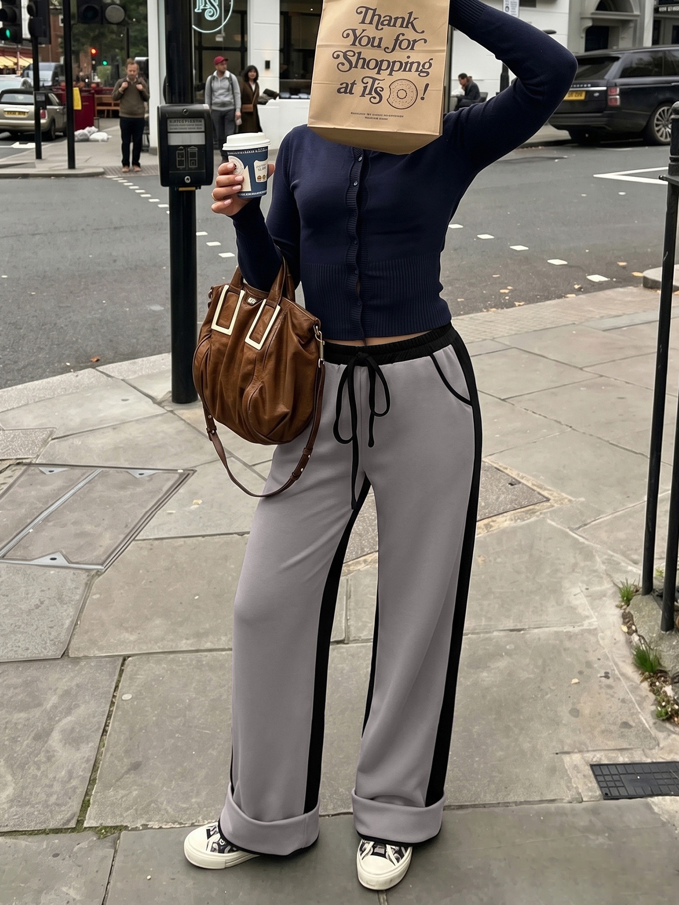 Women's Wide-Leg Contrast Side Stripe Sweatpants