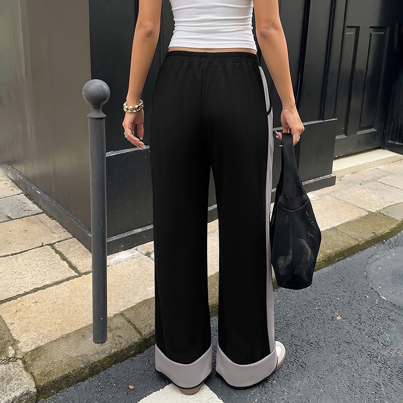 Women's Wide-Leg Contrast Side Stripe Sweatpants