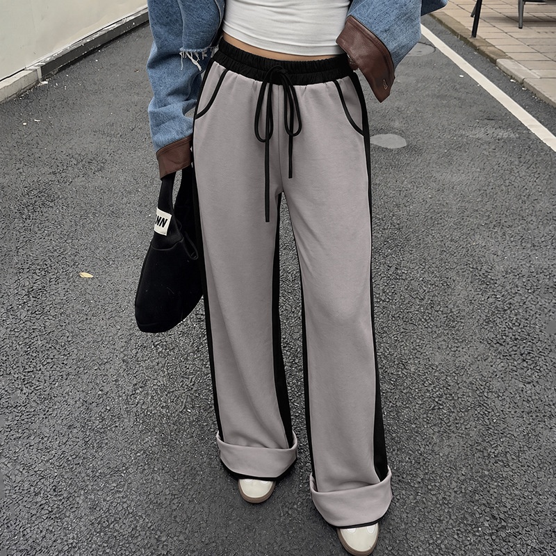 Women's Wide-Leg Contrast Side Stripe Sweatpants