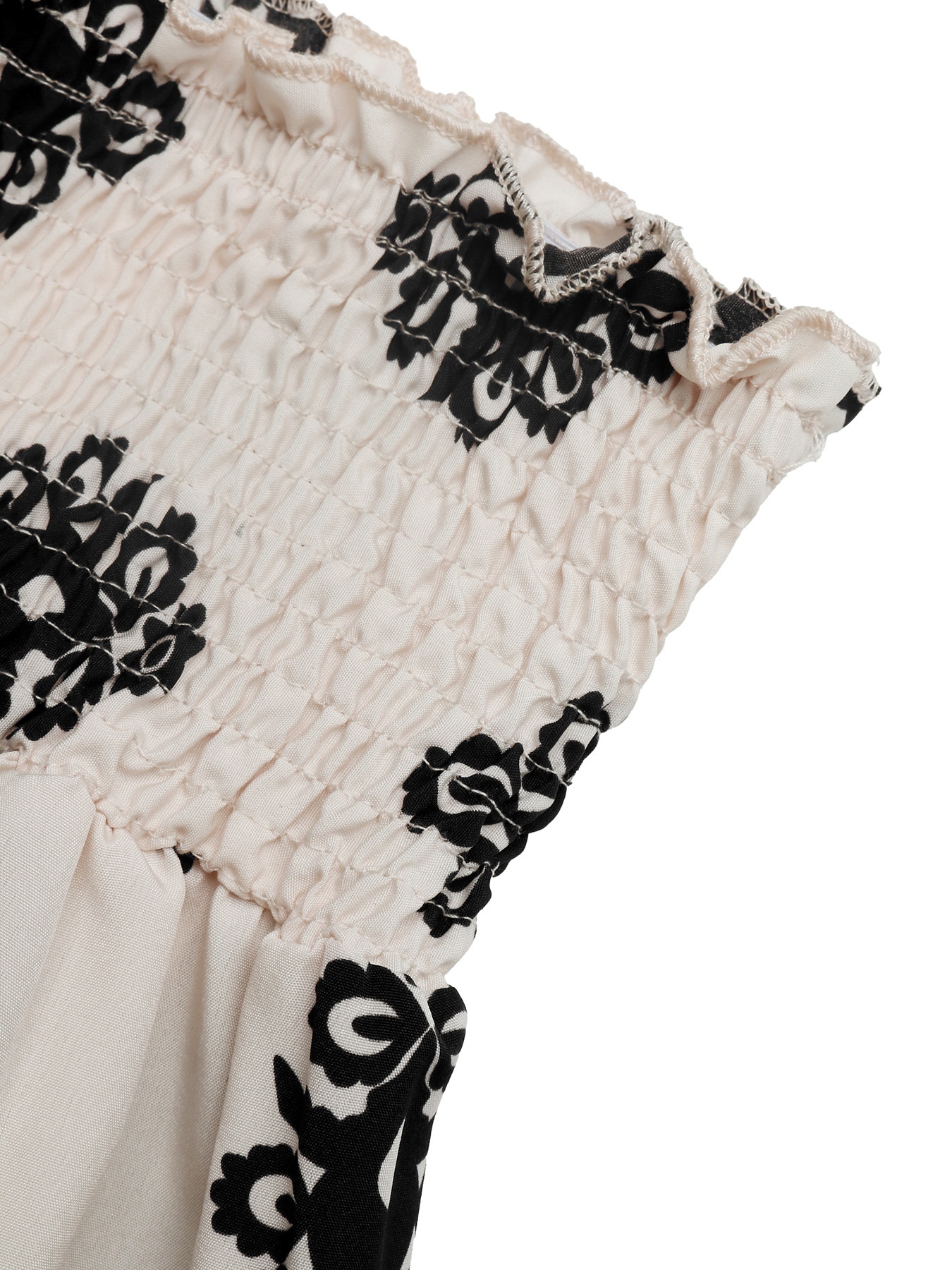 Short chic à taille smockée et cordon de serrage à motifs