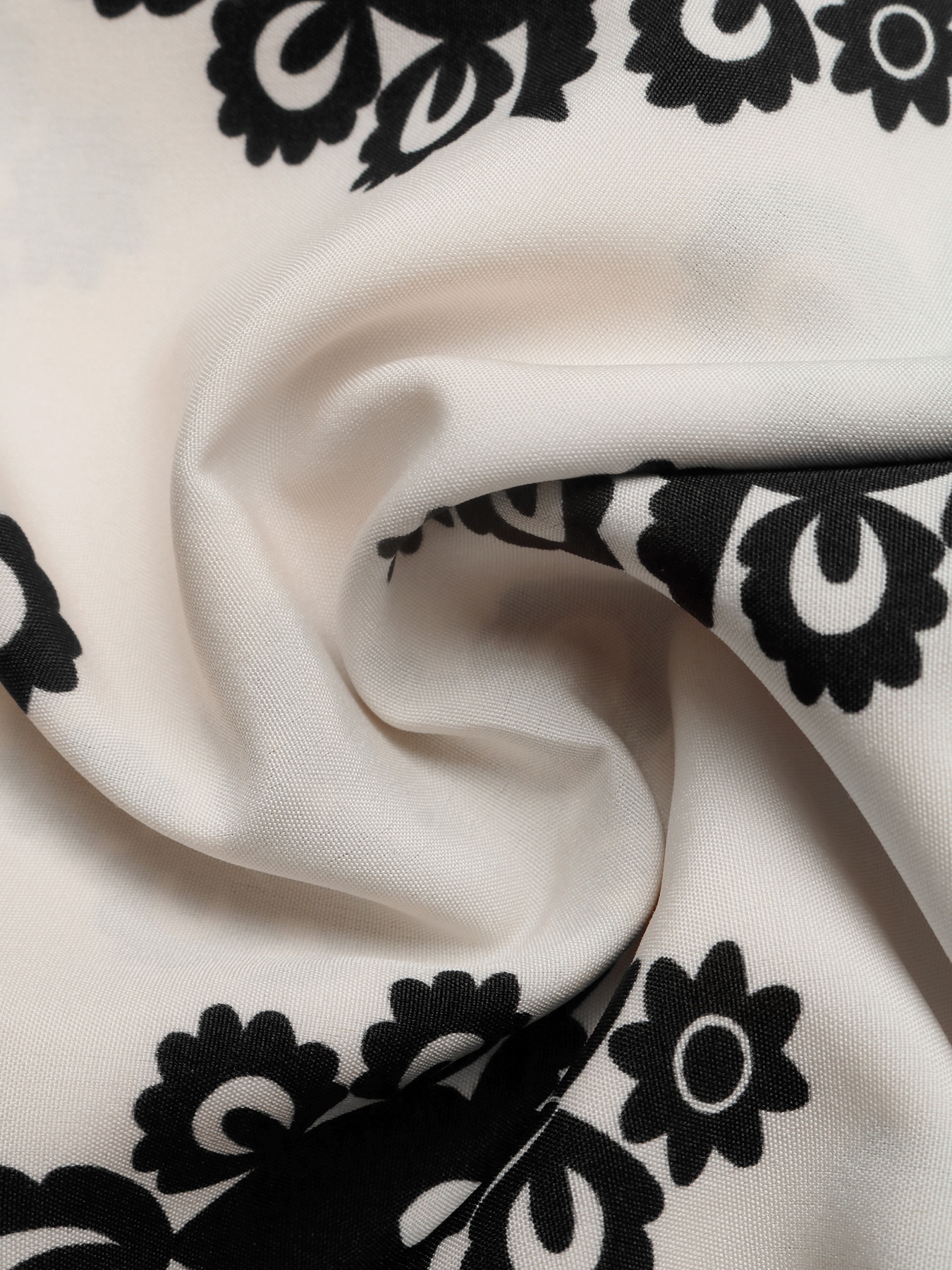 Short chic à taille smockée et cordon de serrage à motifs