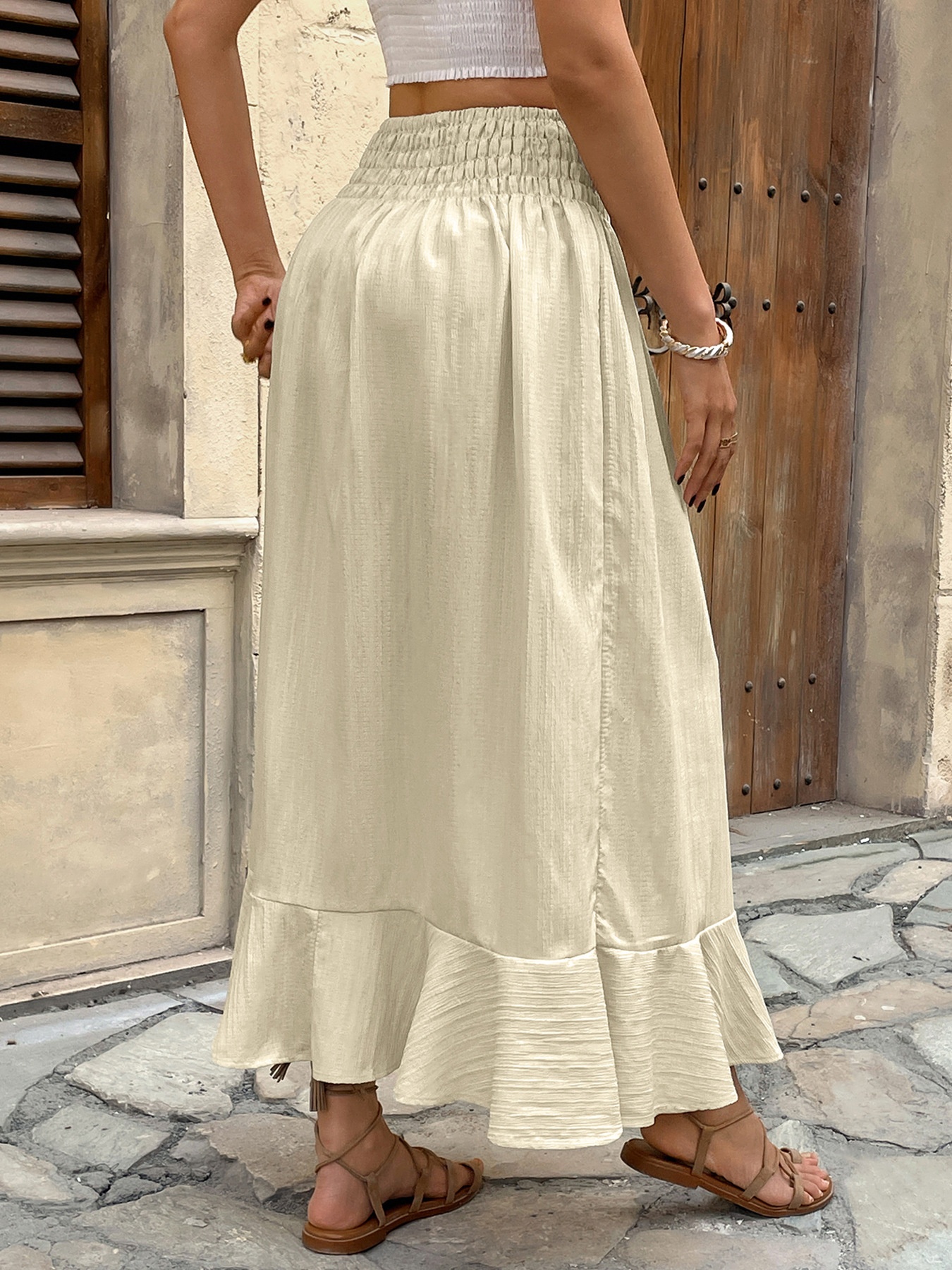 Jupe longue bohème boutonnée sur le devant, taille froncée et fente
