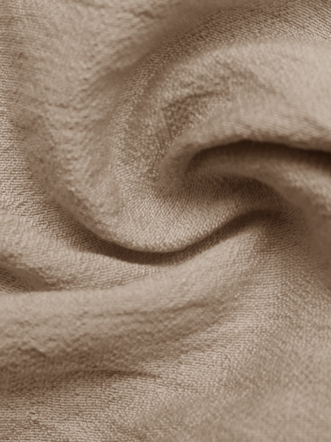Robe longue plissée beige sans manches