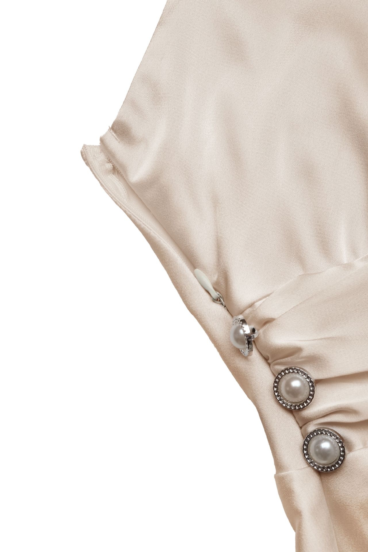 Robe nuisette midi élégante en satin champagne à col en V