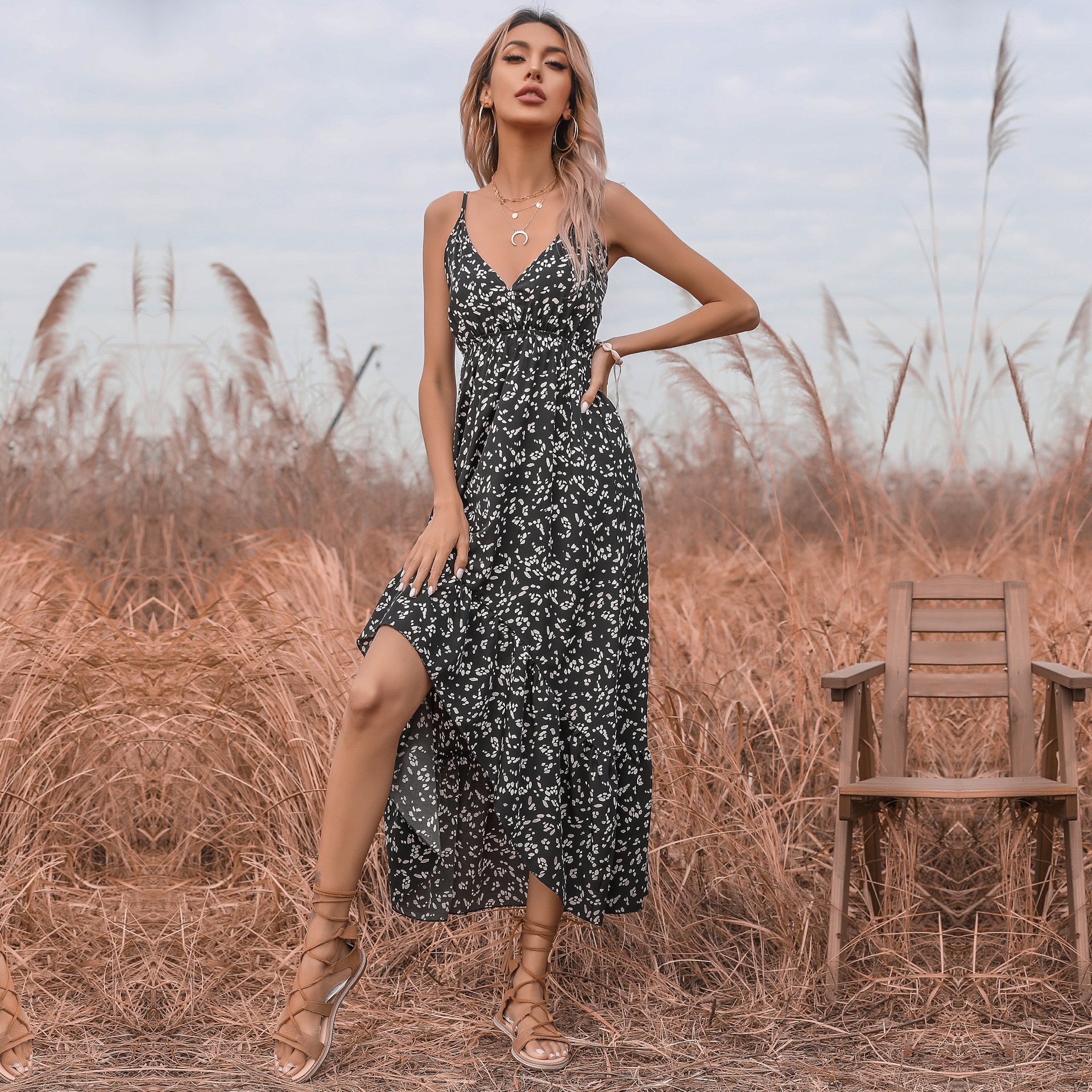 Floral Print V-Neck Spaghetti Strap Midi Dress