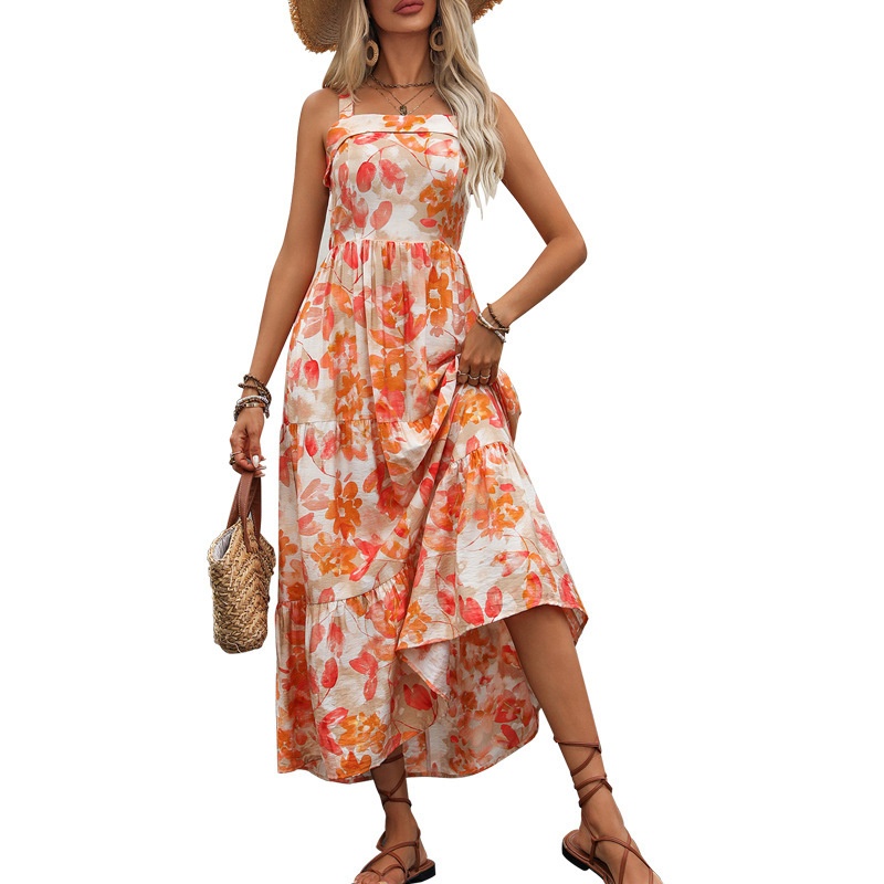 Abito lungo boho a balze con stampa floreale e schiena incrociata