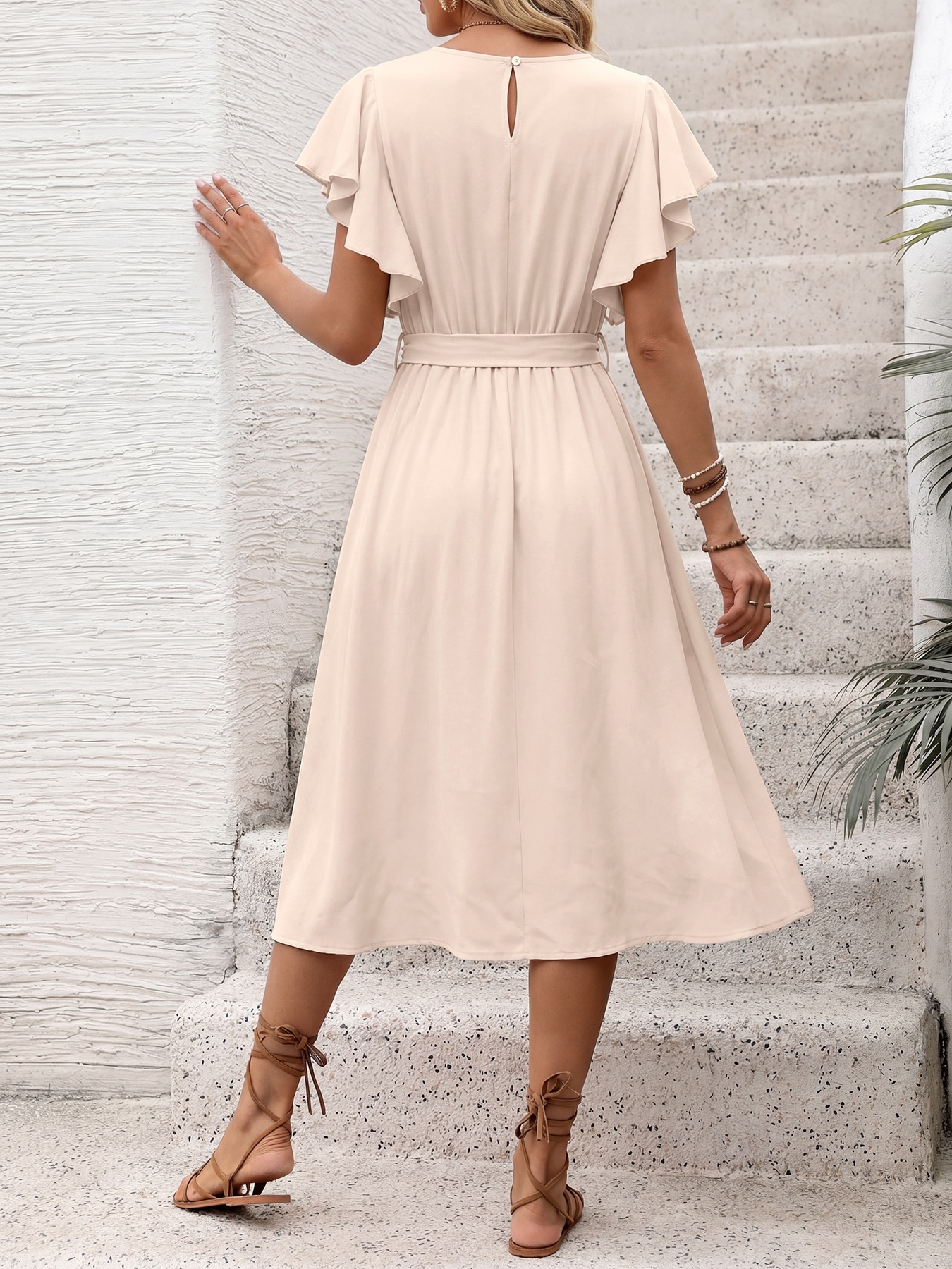 Robe midi élégante à manches à volants et ceinture - Chic décontracté