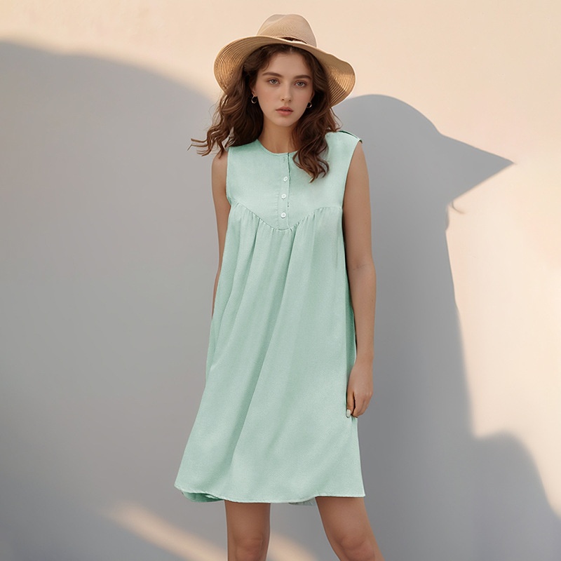 Robe mini babydoll sans manches vert menthe pour l'été
