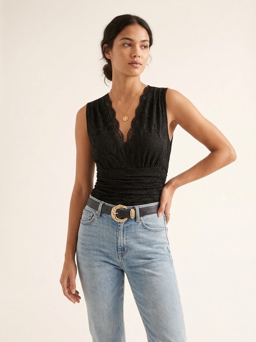 Body élégant sans manches en dentelle à col V