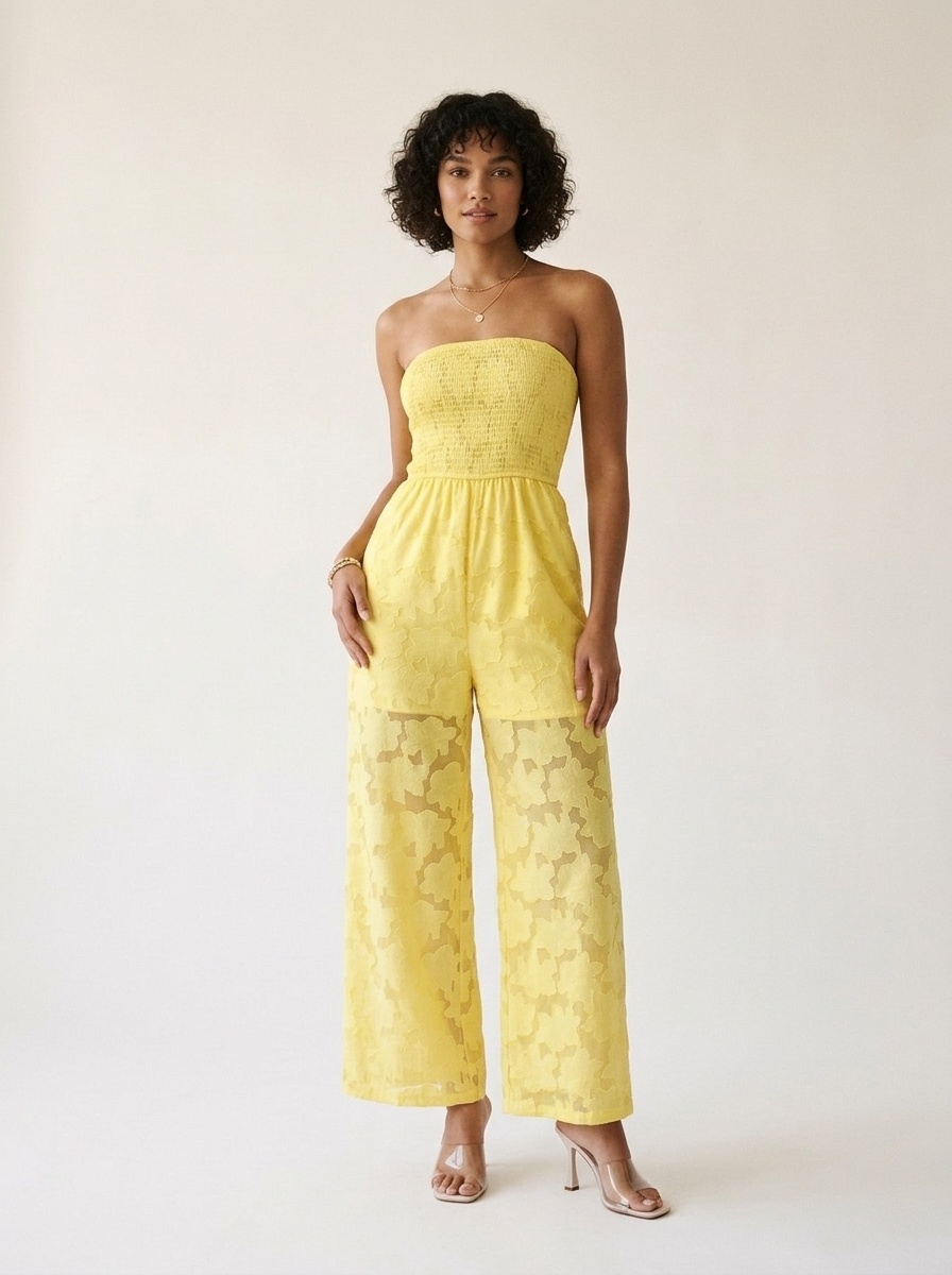 Combinaison jaune bustier à smocks et jambes larges à imprimé floral