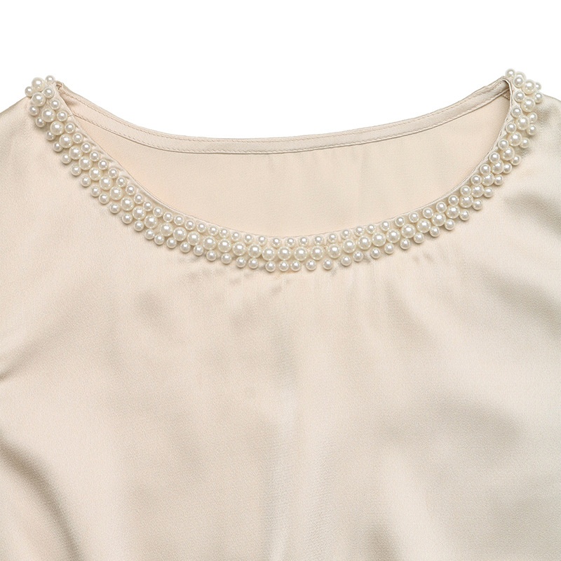 Body en satin orné de perles - Élégant, manches courtes