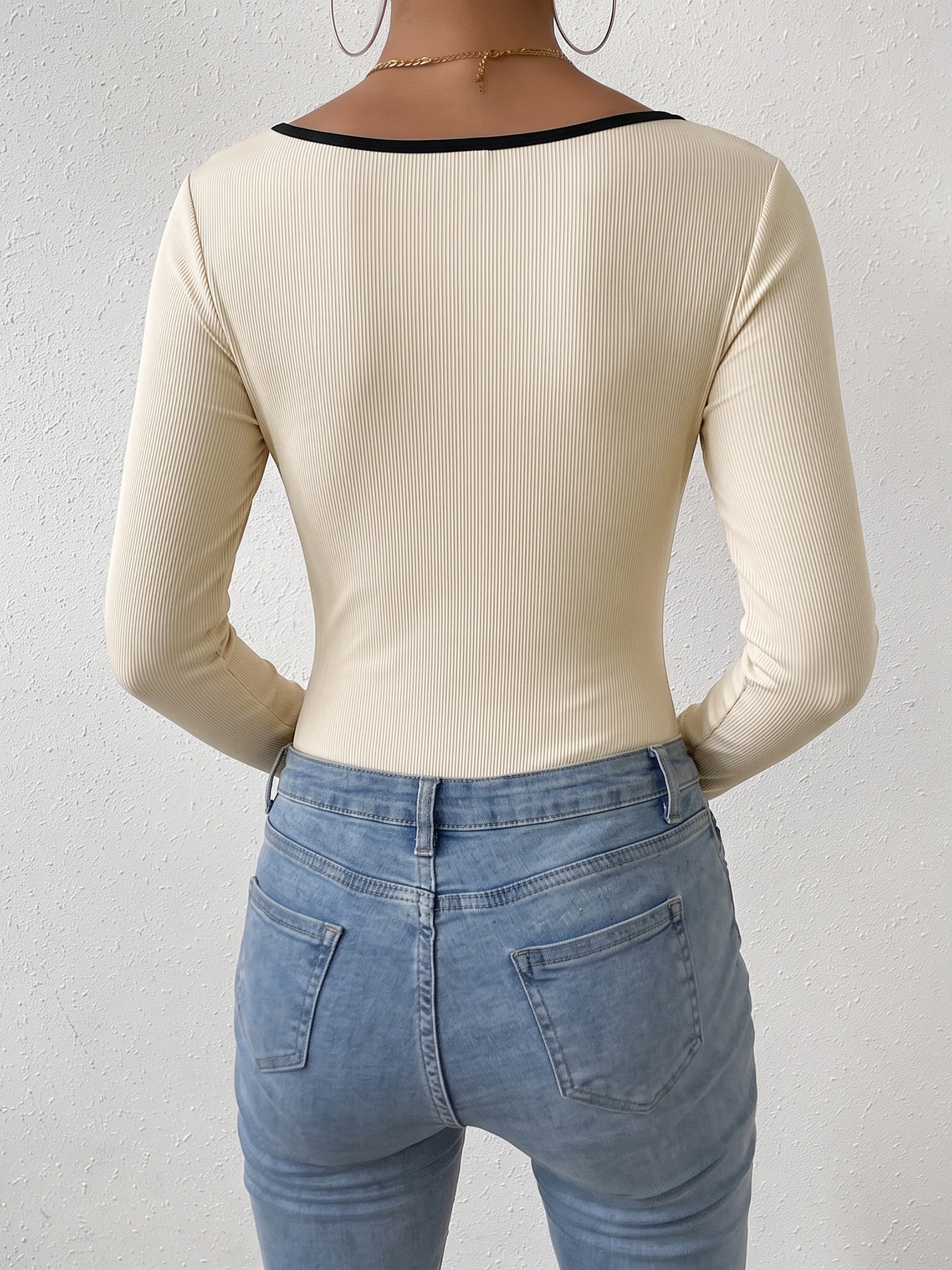 Contrast Trim Sweetheart Ribbed Bodysuit