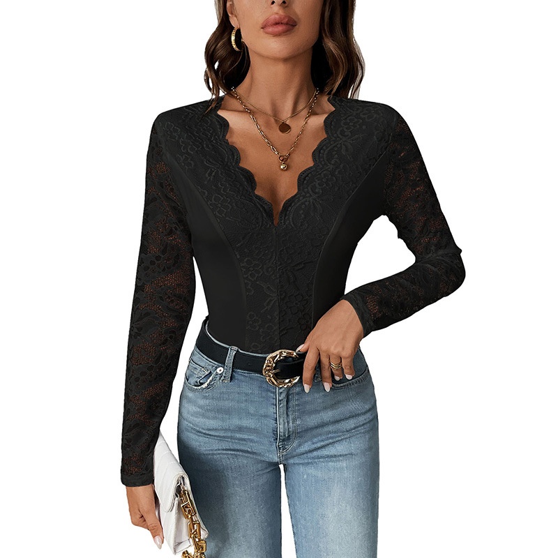 Women's Scalloped Lace V-Neck Long Sleeve Bodysuit