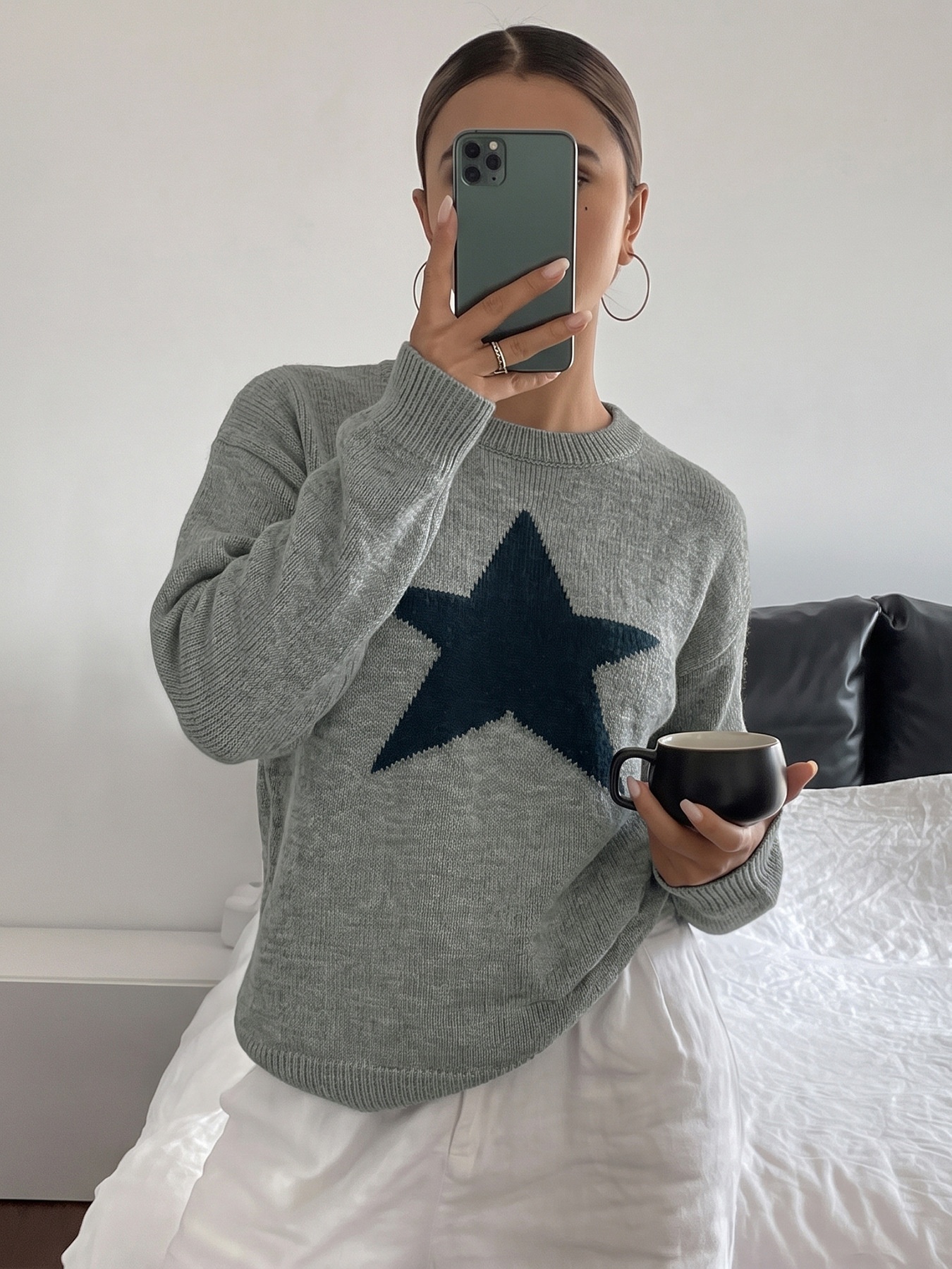 Women's Grey Star Motif Crewneck Knit Sweater