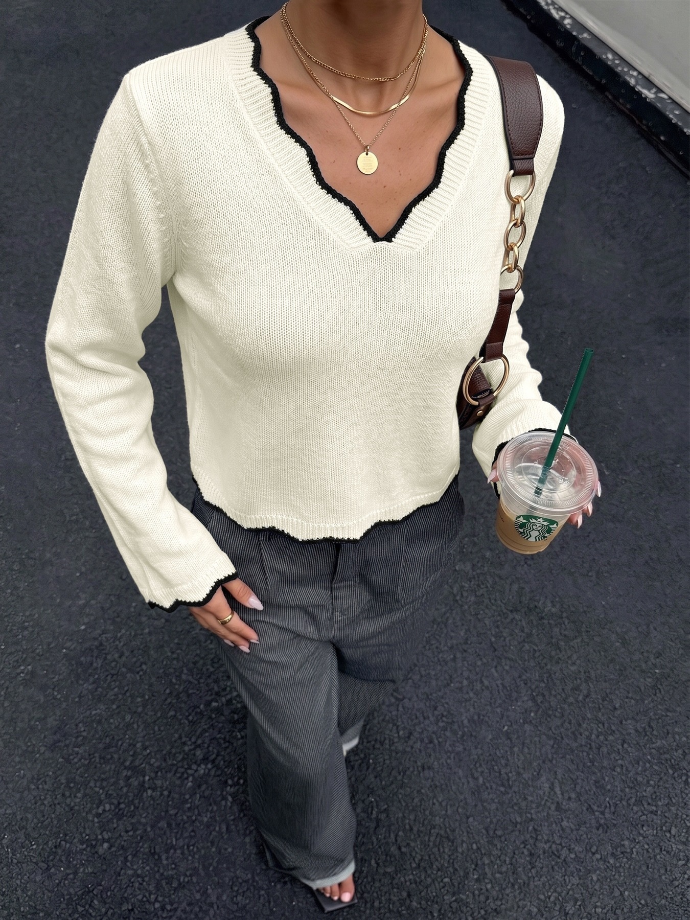 Contrast Trim Scalloped V-Neck Knit Sweater Top