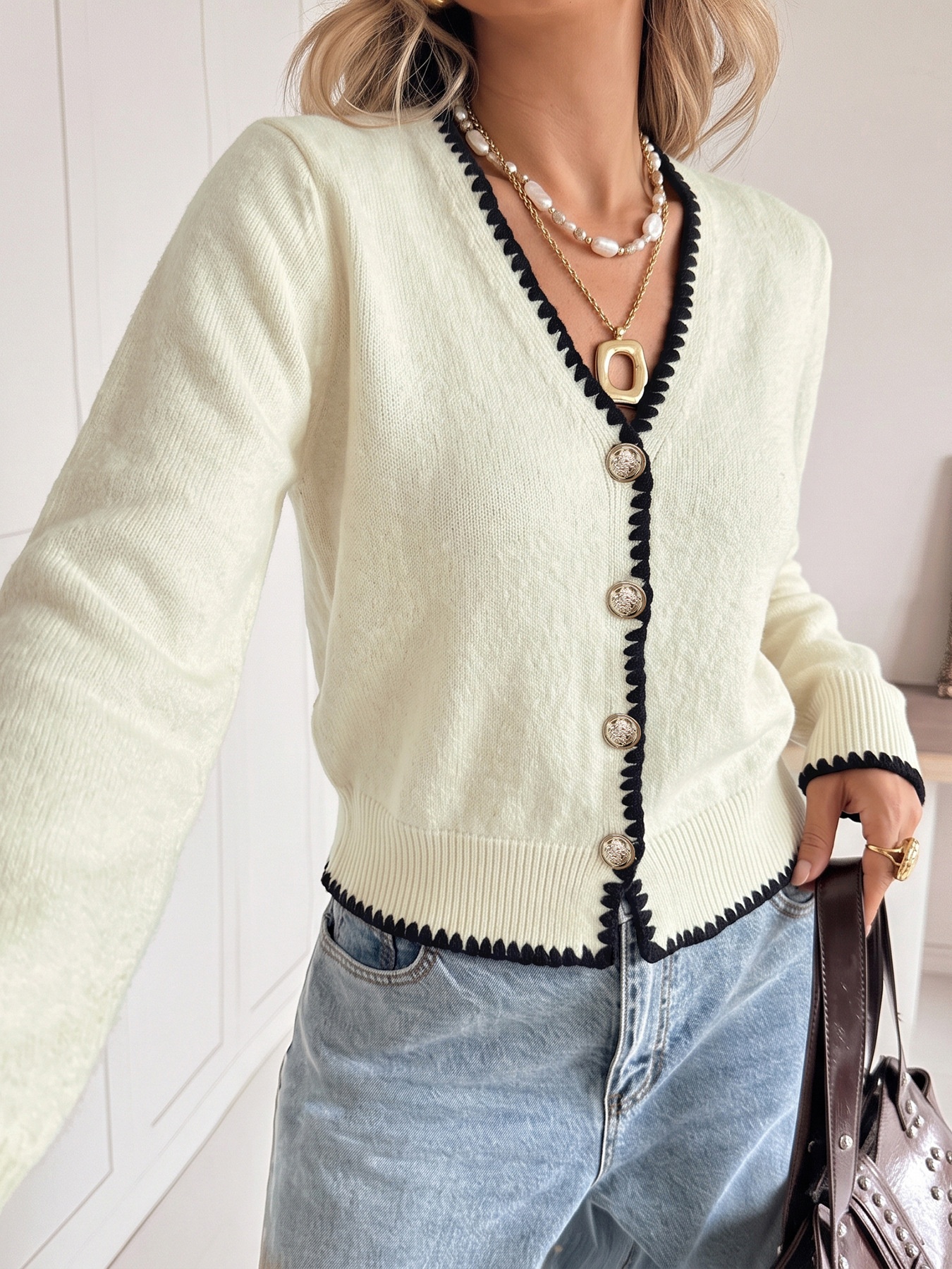 Contrast Trim Knit Cardigan Sweater