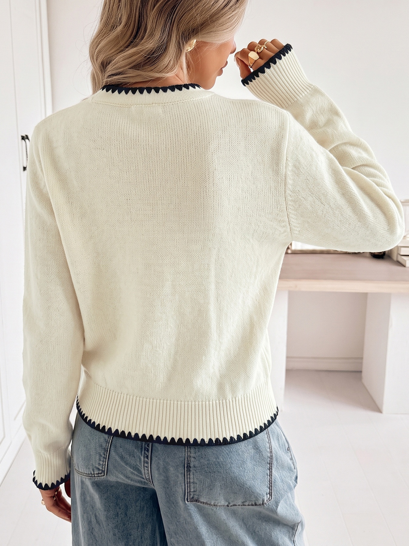 Contrast Trim Knit Cardigan Sweater