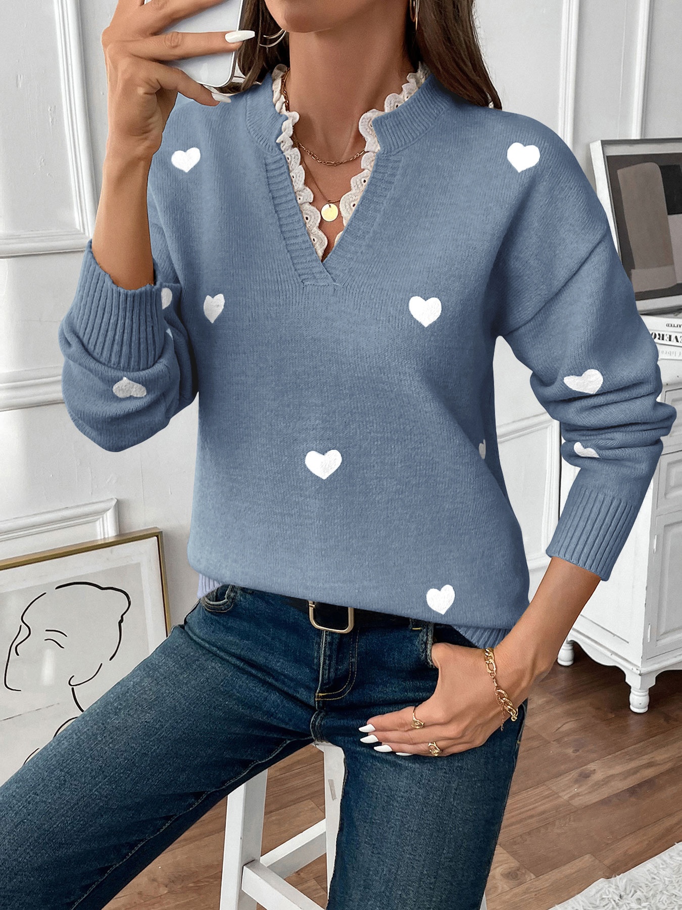 Women's Heart Pattern Lace Trim V-Neck Knit Sweater
