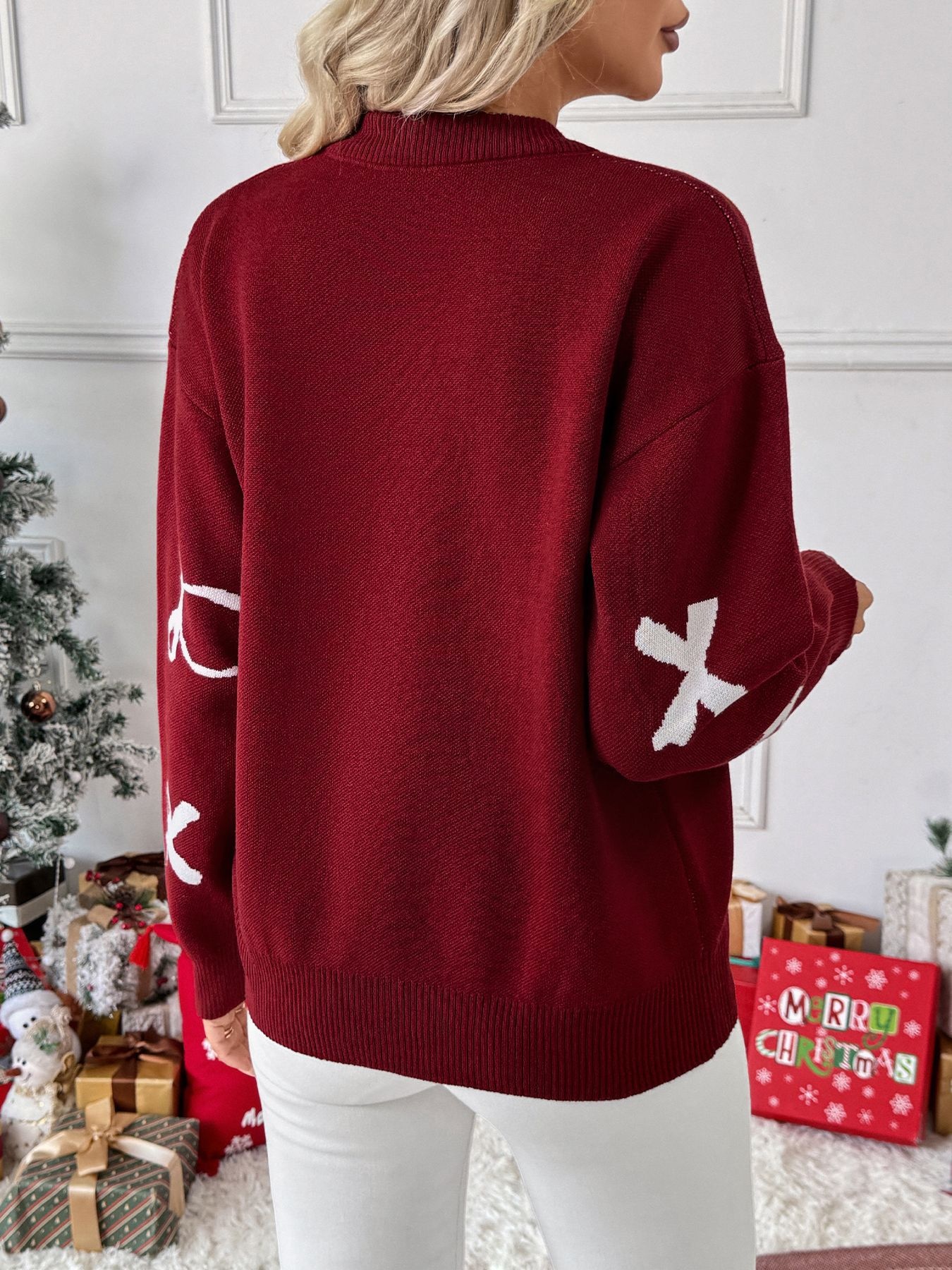 Women's Bow Jacquard Crew Neck Knit Sweater