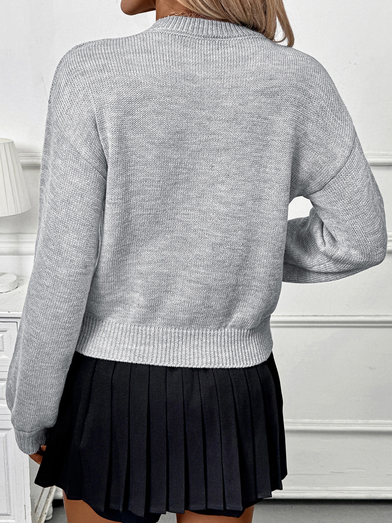 Women's 3D Floral Crewneck Knit Sweater