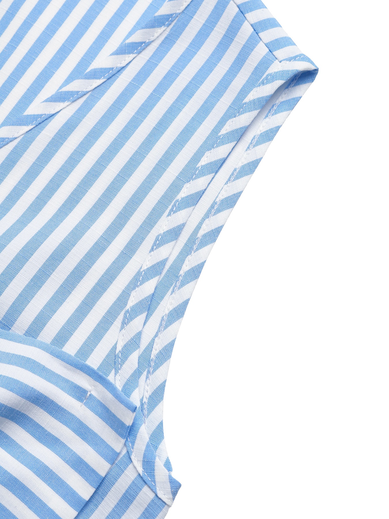 Completo composto da top senza maniche a righe con fiocco sul davanti e pantaloncini