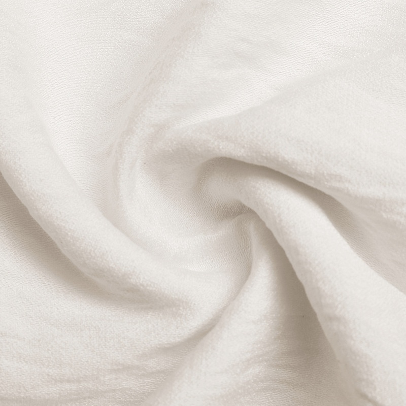 Ensemble haut asymétrique et jupe longue géométrique
