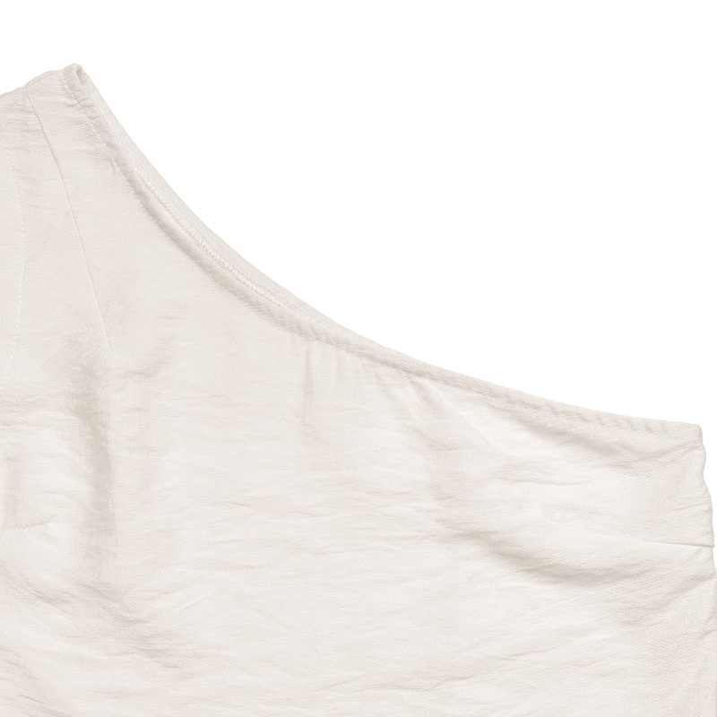 Ensemble haut asymétrique et jupe longue géométrique