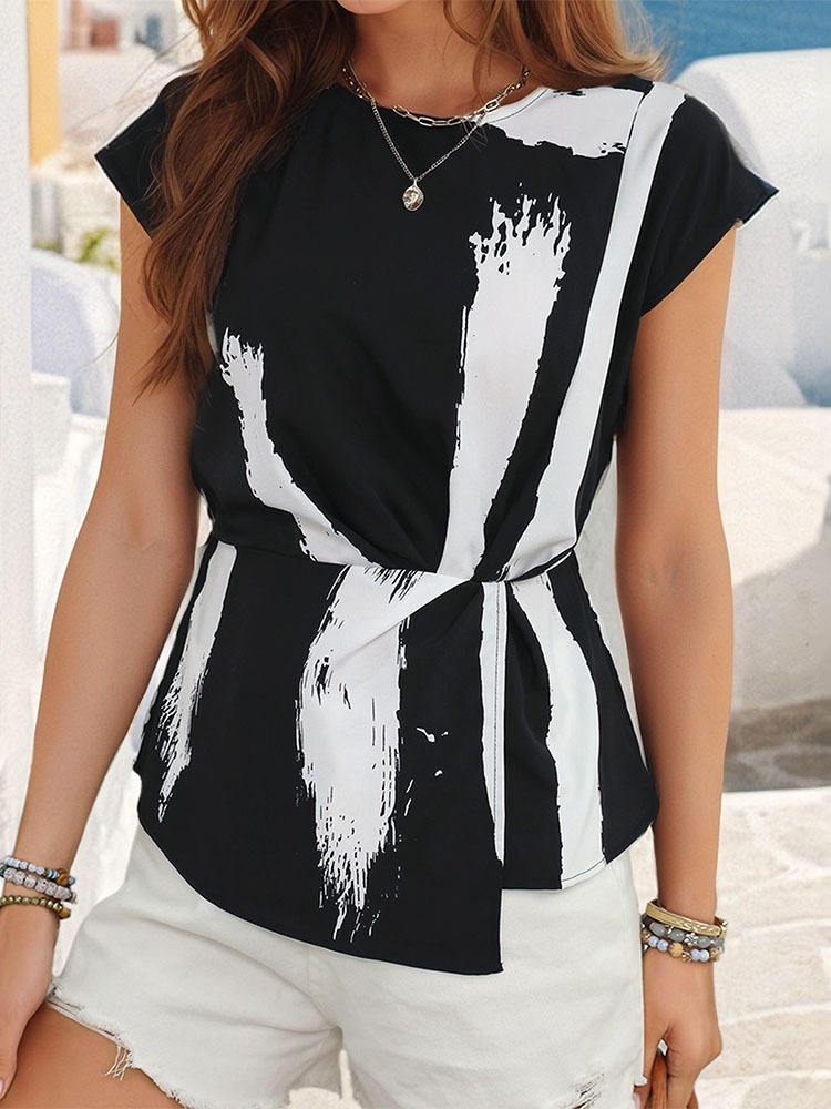 Top mit Pinselstrichmuster und Twist-Front – Schwarz & Weiß