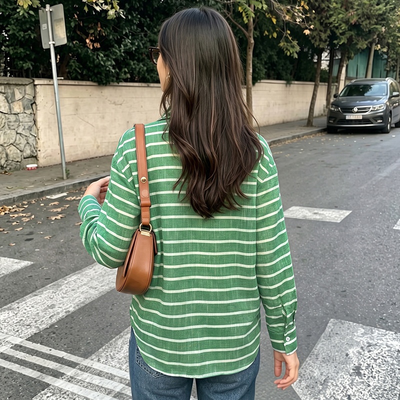 Women's Striped Button-Down Long Sleeve Shirt