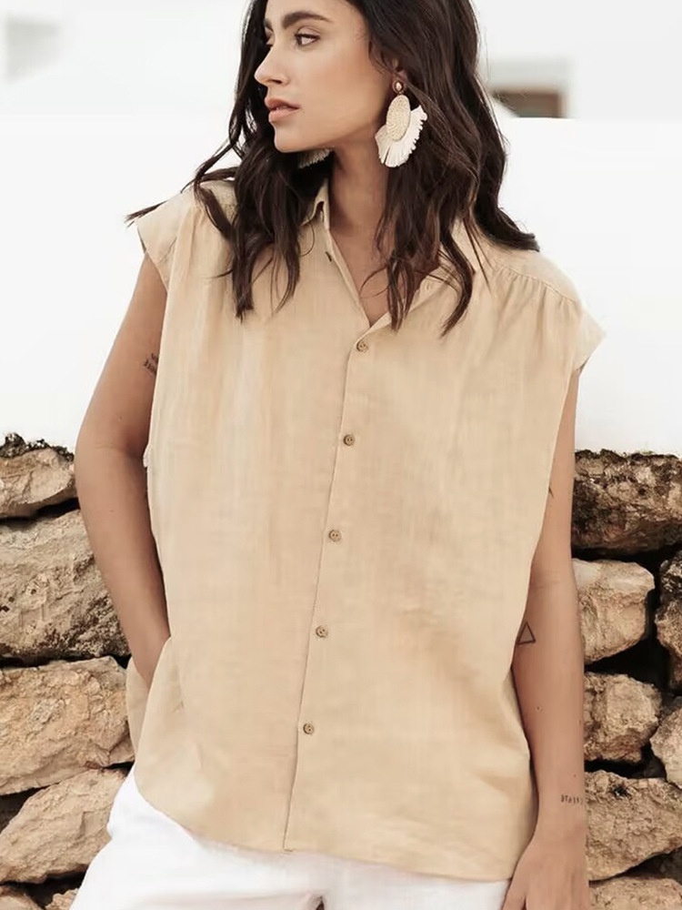 Effortless Linen Sleeveless Button-Up Blouse