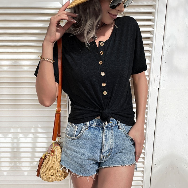 Lässiges Damen-Henley-Shirt mit kurzen Ärmeln und Knöpfen