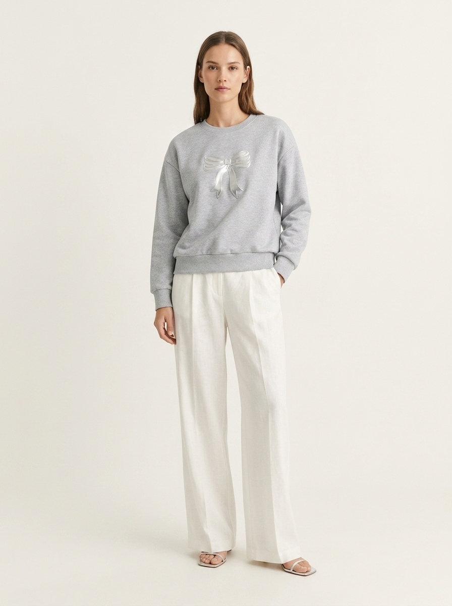 Women's Grey Bow Graphic Crewneck Sweatshirt
