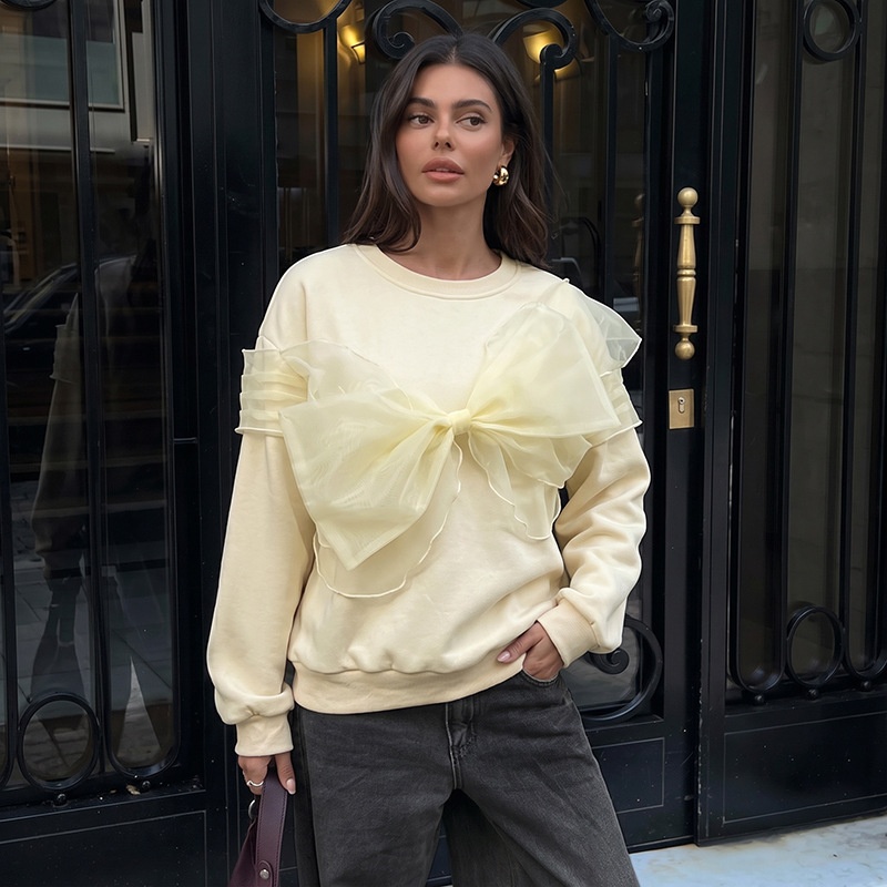 Oversized Bow Crew Neck Long Sleeve Sweatshirt