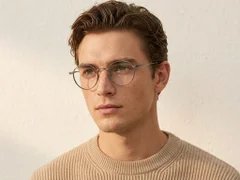 BS0218-0124_Silver_Round_Titanium_Glasses_corner-tryon_male