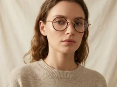 BS0218-0181_Tortoiseshell_Round_Titanium_Glasses-tryon_female