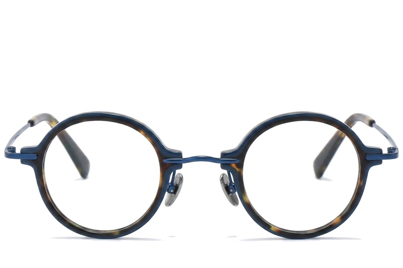 BS0218-0194_Tortoiseshell_Round_Titanium_Glasses_corner-front